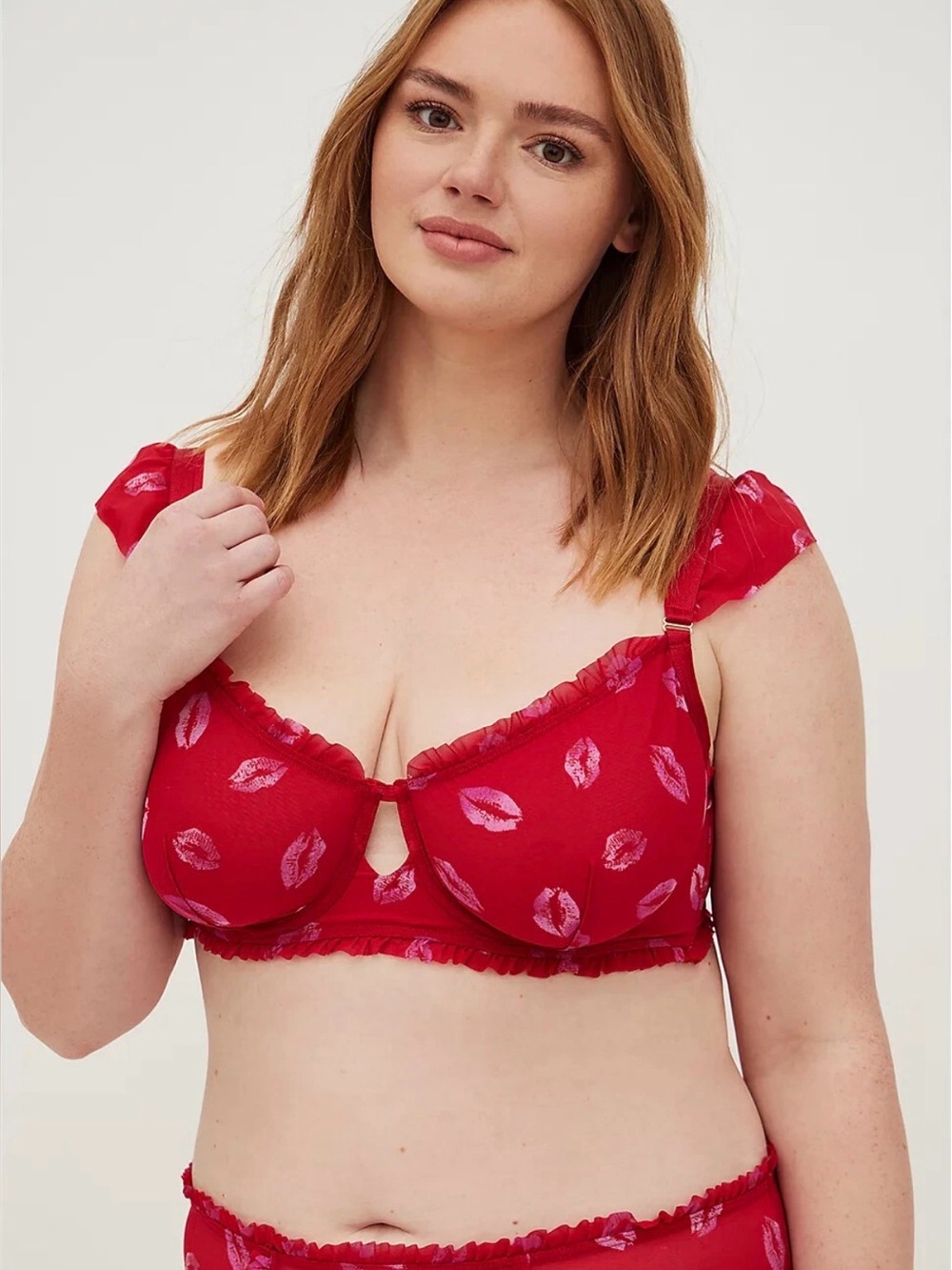 Torrid Unlined Underwire Bralette - Mesh Ruffle Lips Red size 1x
